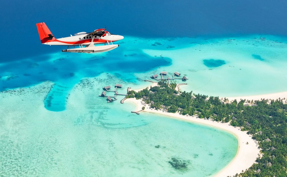 Hydroplán nad Maledivami