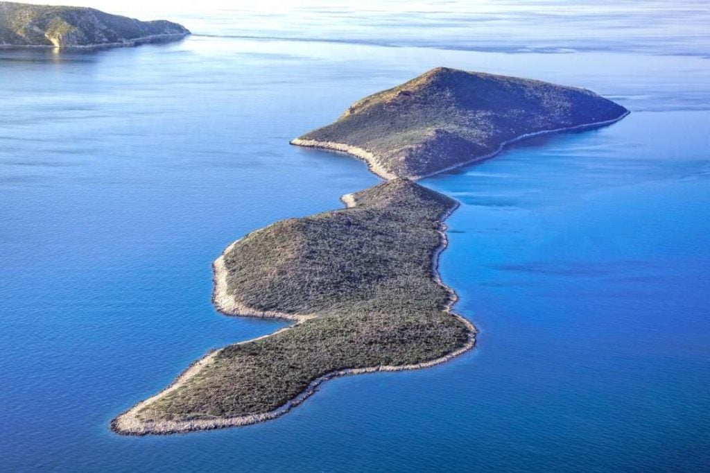 Ostrov Nissos