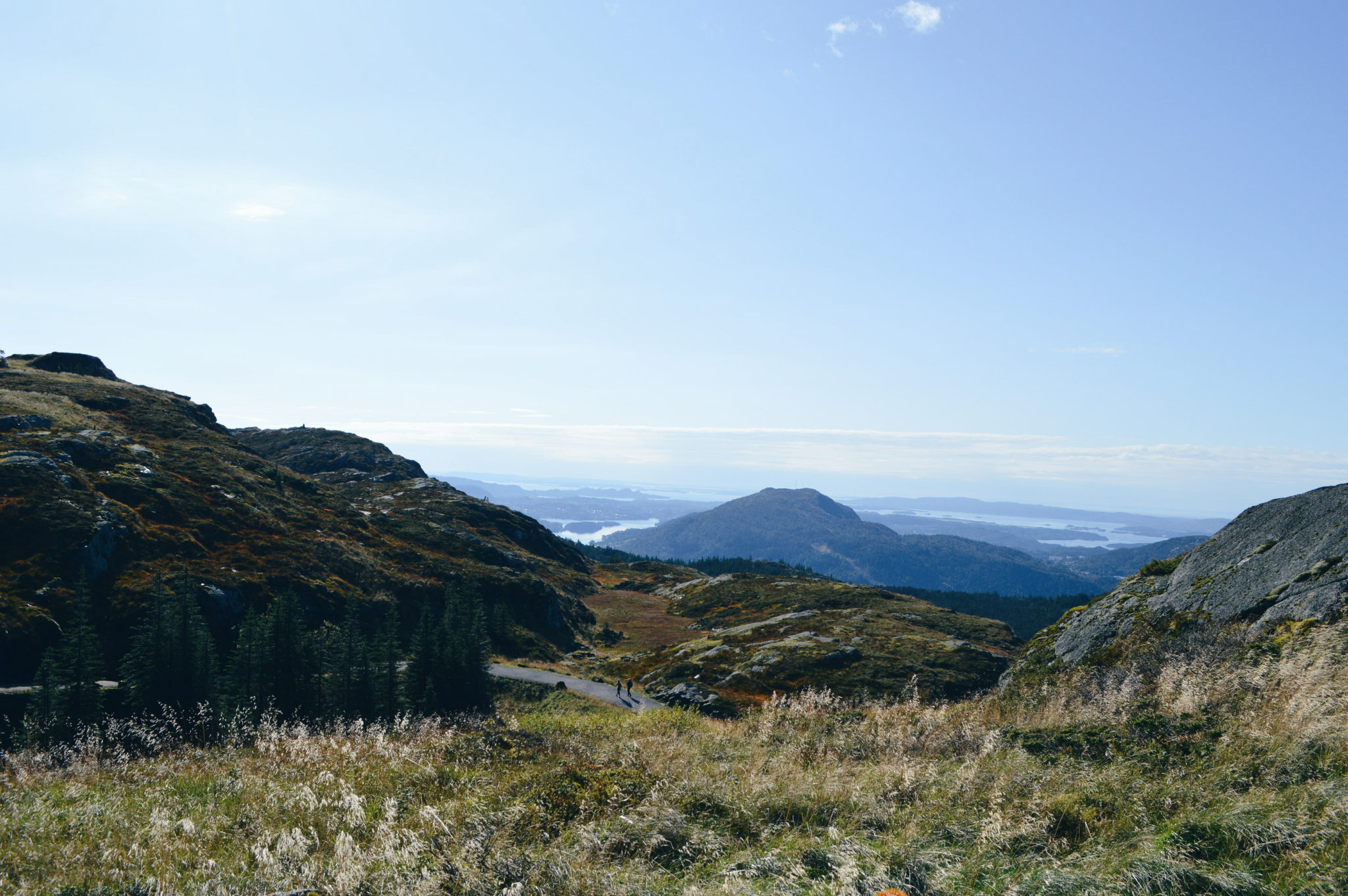 Výhled z hory Rundemanen