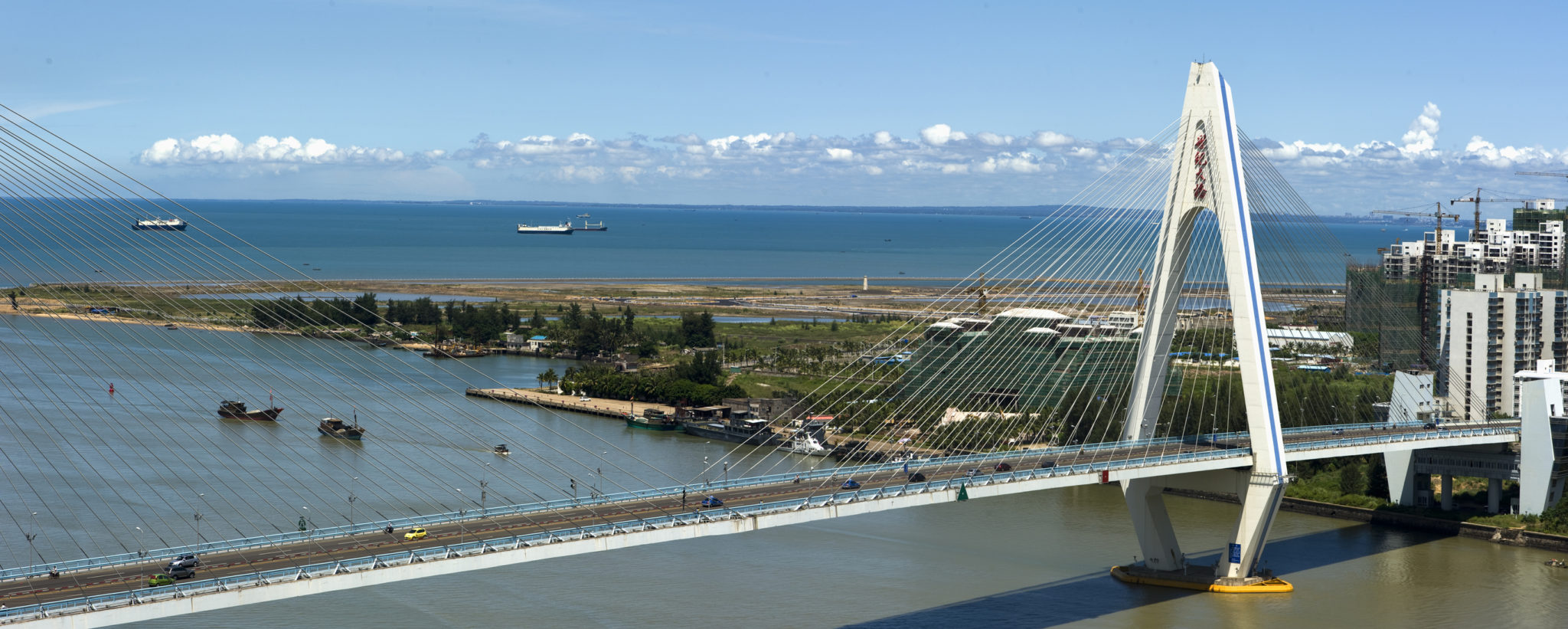 Most v Haikou