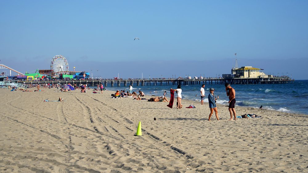 Pláž Santa Monica.
