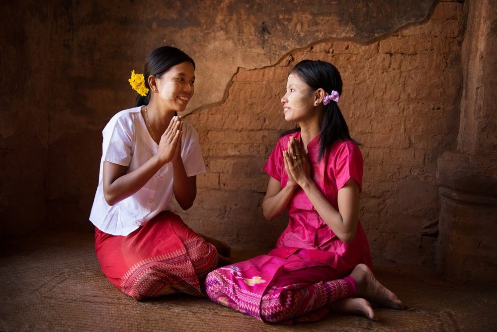Děvčata z Myanmaru.