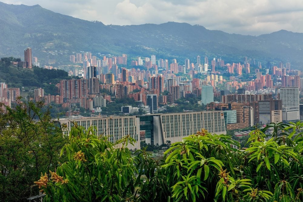 Panorama Medellínu, Kolumbie.