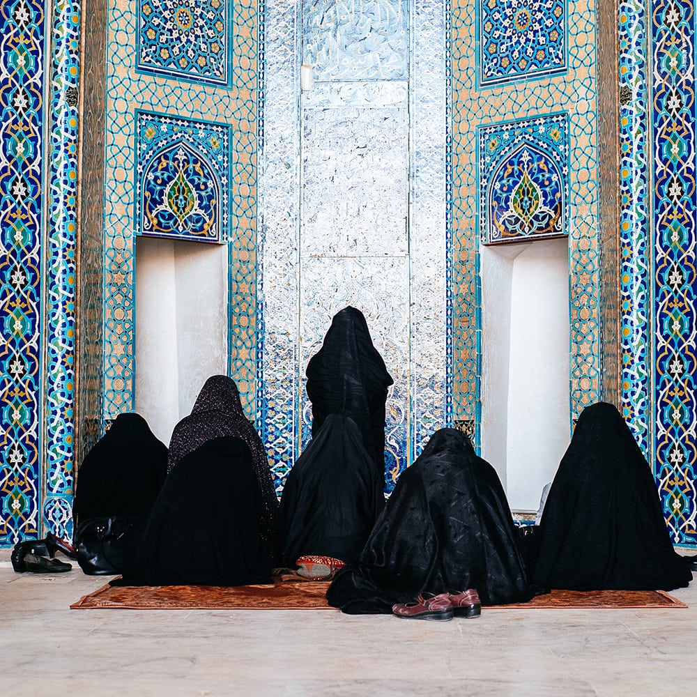 Iránské ženy během modlitby.