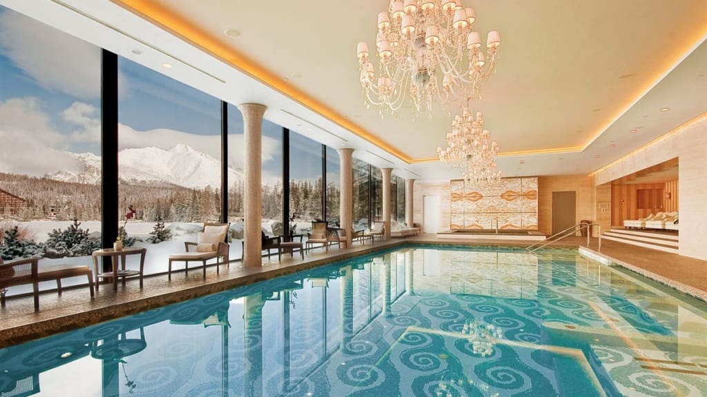Grand Hotel Kempinski - bazén
