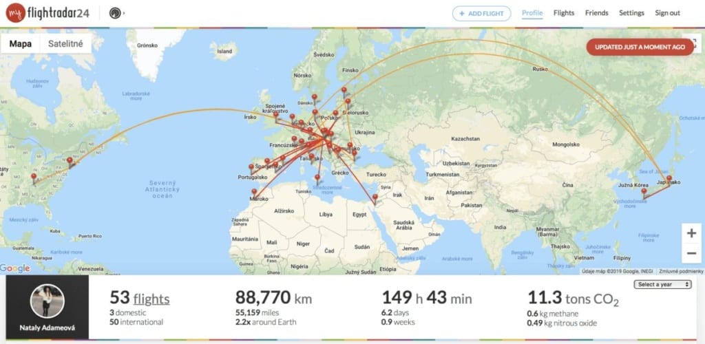 Sledování letů na online mapě na Flightradaru