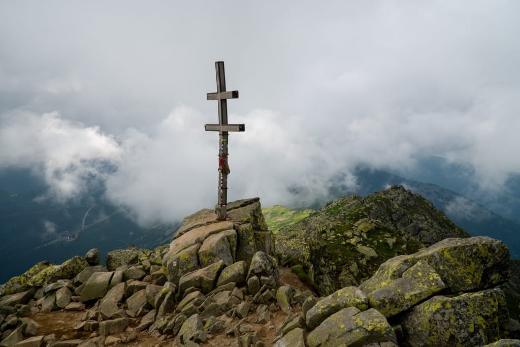 Kříž na vrchole Ďumbieru