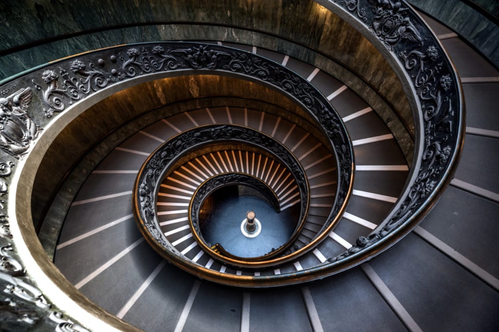 Vatikánská muzea, schody, Itálie, Řím