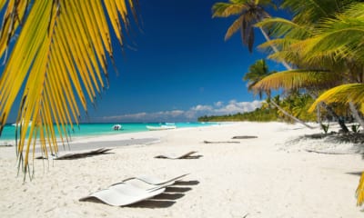 Pláž v Karibiku na Dominikánské republice