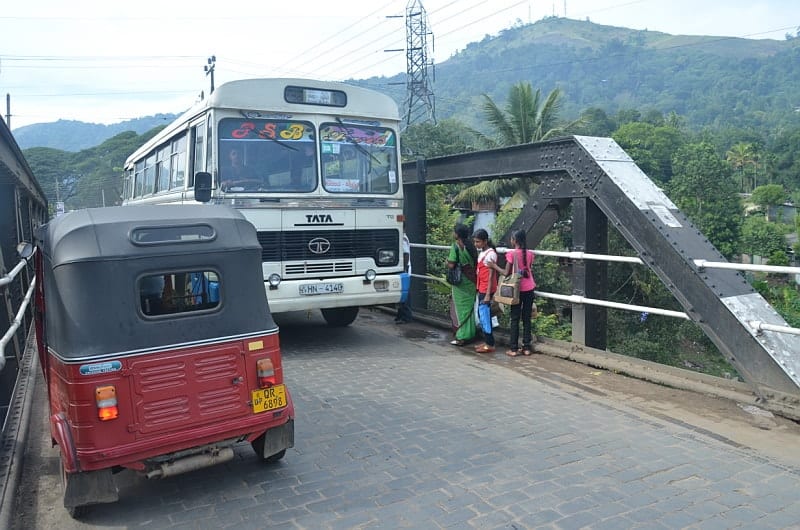 Srí Lanka, autobus