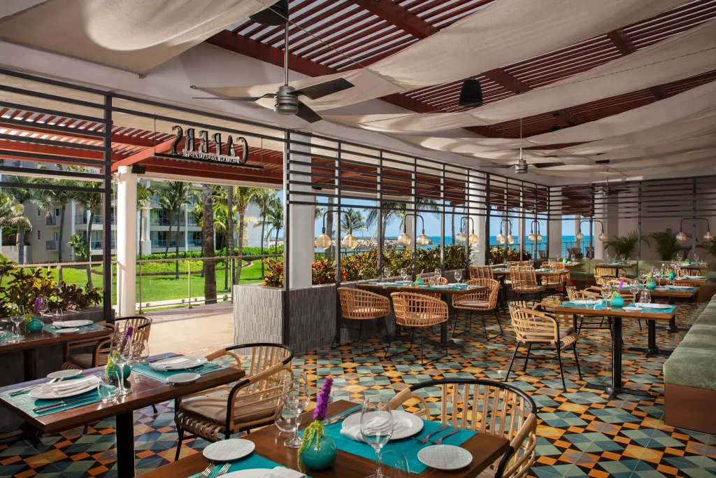 Now Jade Riviera Cancun restaurace
