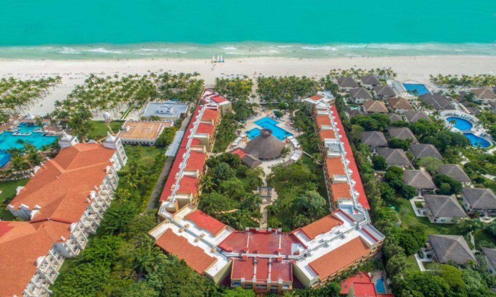 PECKA DAY: All Inclusive stay in Mexico at 4* resort on the beach from CZK 33,599