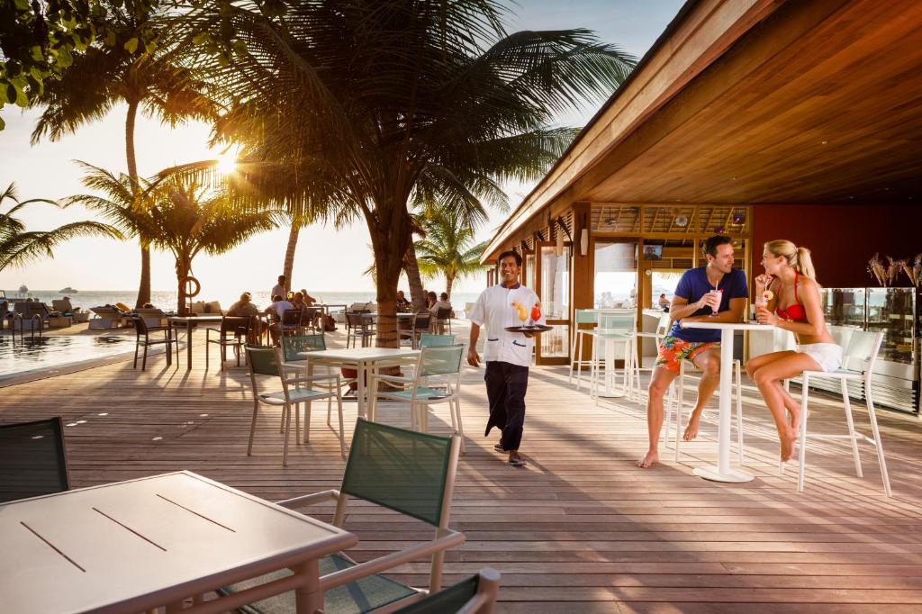 Meeru Island Resort restaurace