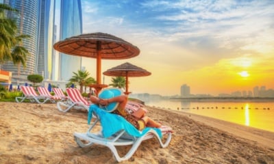 Pláž v Emirátech