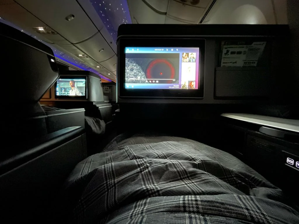 EVA AIR noční let