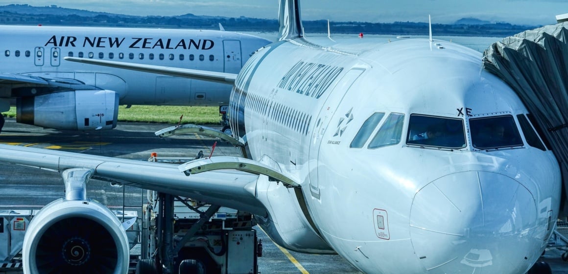 Economy, ale s postelí: Air New Zealand zavádí „Skynest“ spací kapsle