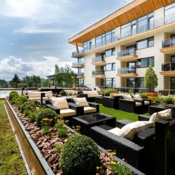 PECKA DNE: 4* pobyt ve Vysokých Tatrách se snídaní a wellness. Letecky z Prahy od 9 890 Kč